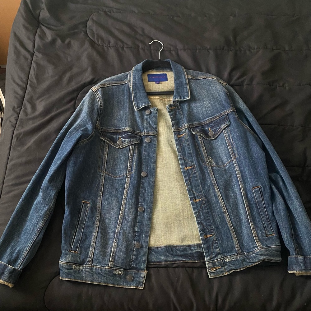 Aeropostale jean jacket. Size L  Basically new